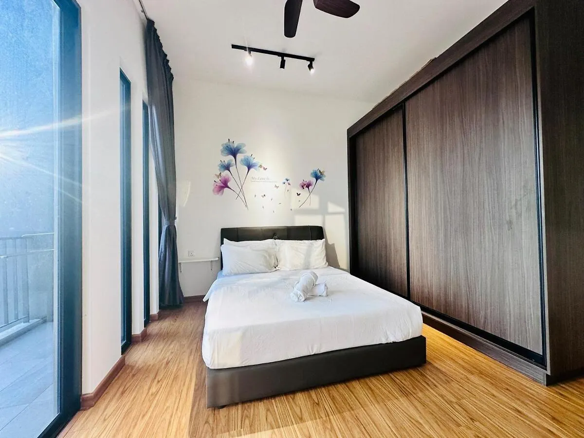 Spacious 2Br Suite For 5-7 Pax George Town Malaysia